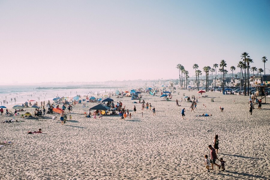 startup fundraising beach