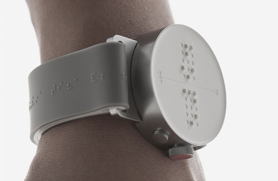 hand dot watch braille smartwatch